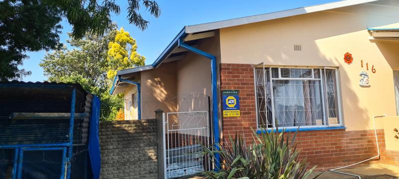 5 Bedroom Property for Sale in Glencoe KwaZulu-Natal