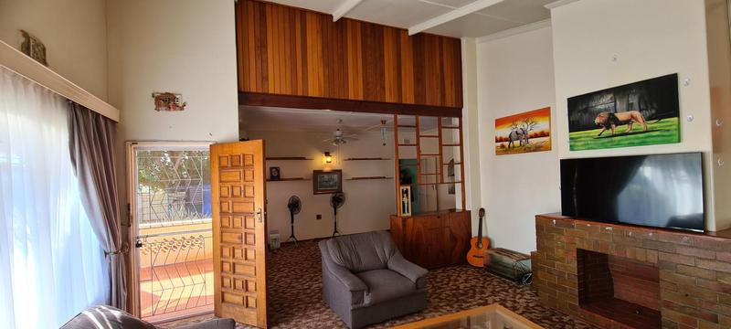 5 Bedroom Property for Sale in Glencoe KwaZulu-Natal