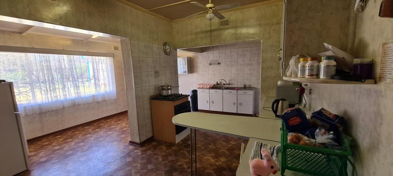 5 Bedroom Property for Sale in Glencoe KwaZulu-Natal