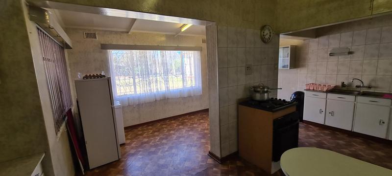 5 Bedroom Property for Sale in Glencoe KwaZulu-Natal