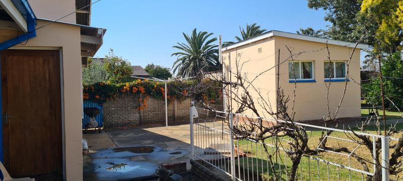5 Bedroom Property for Sale in Glencoe KwaZulu-Natal