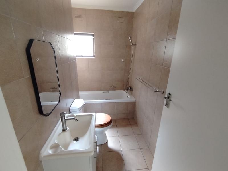 To Let 3 Bedroom Property for Rent in La Lucia KwaZulu-Natal