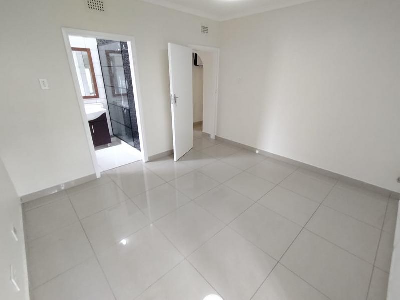 To Let 3 Bedroom Property for Rent in La Lucia KwaZulu-Natal