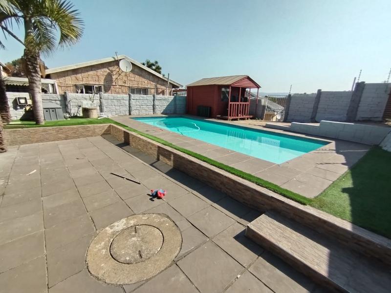 3 Bedroom Property for Sale in Clayfield KwaZulu-Natal