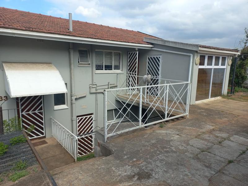 7 Bedroom Property for Sale in Glenmore KwaZulu-Natal