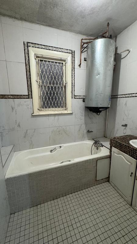 2 Bedroom Property for Sale in Durban Central KwaZulu-Natal