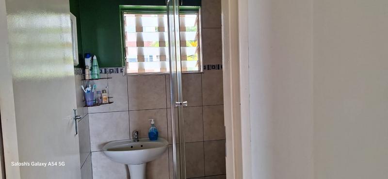 2 Bedroom Property for Sale in Windermere KwaZulu-Natal