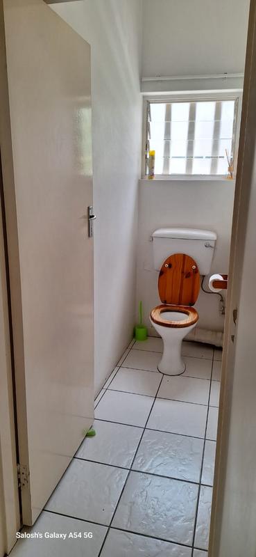 2 Bedroom Property for Sale in Windermere KwaZulu-Natal