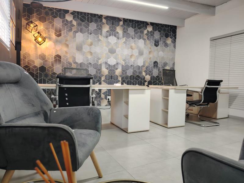 To Let commercial Property for Rent in Kloof KwaZulu-Natal