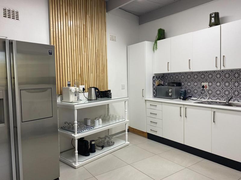 To Let commercial Property for Rent in Kloof KwaZulu-Natal