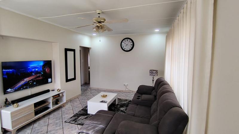 2 Bedroom Property for Sale in Malvern KwaZulu-Natal