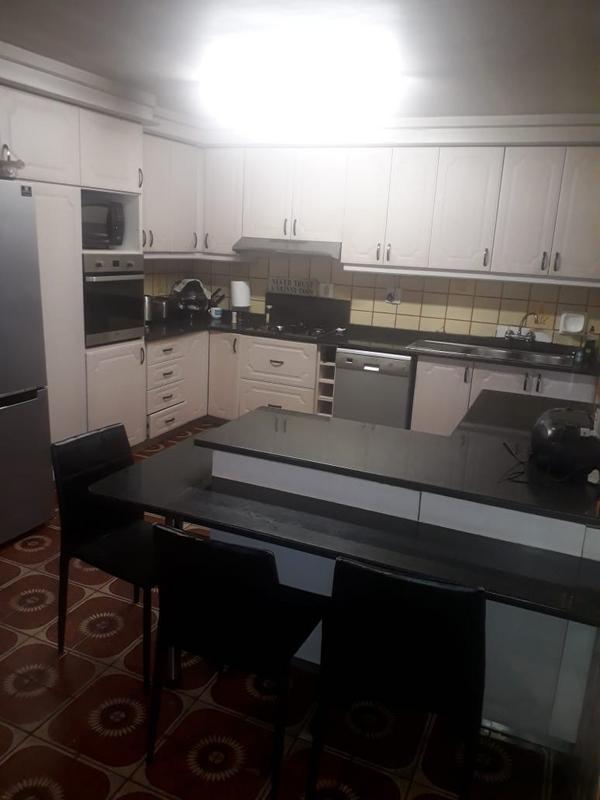 4 Bedroom Property for Sale in Parlock KwaZulu-Natal