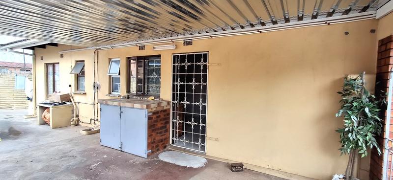3 Bedroom Property for Sale in Palmview KwaZulu-Natal