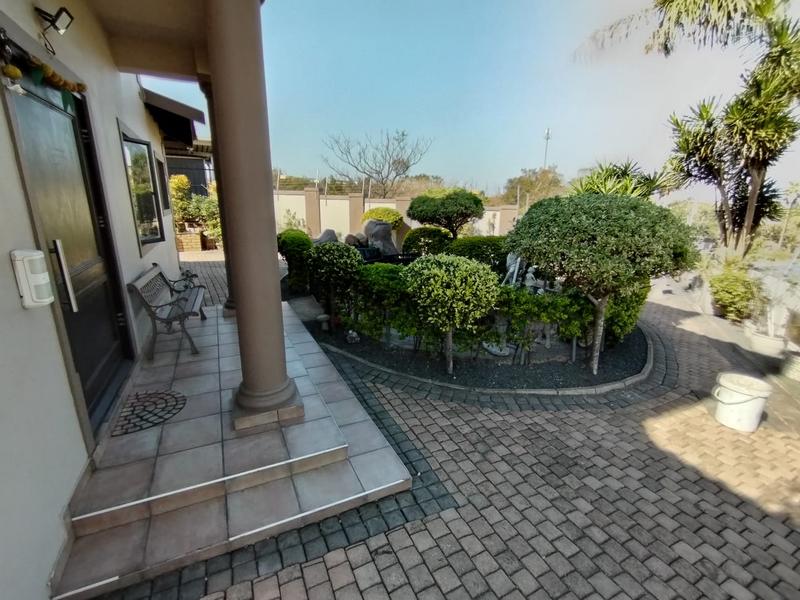 4 Bedroom Property for Sale in Woodview KwaZulu-Natal