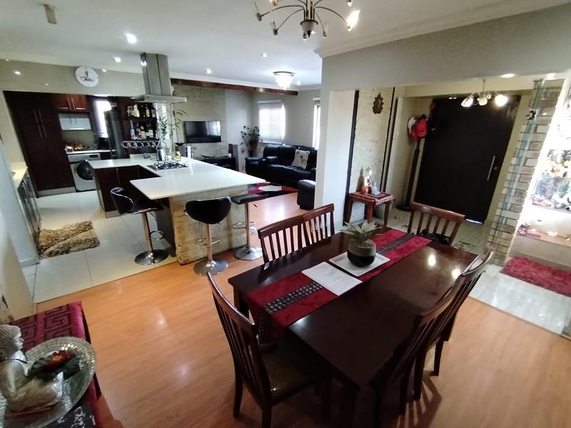 4 Bedroom Property for Sale in Woodview KwaZulu-Natal