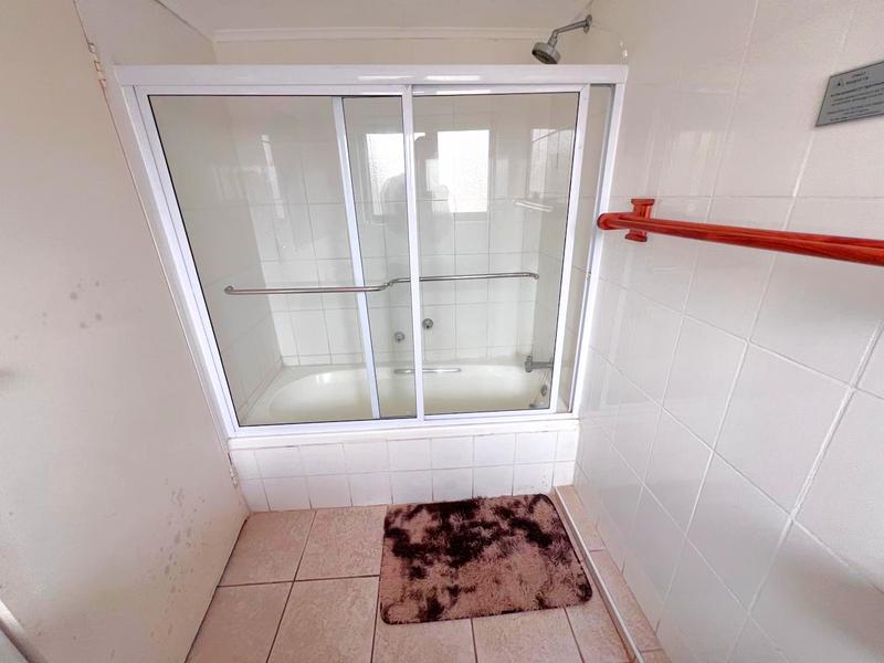 2 Bedroom Property for Sale in Lawrence Rocks KwaZulu-Natal