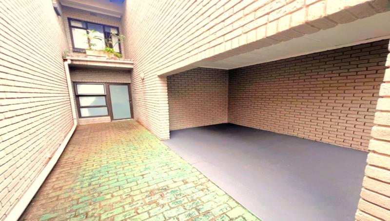 2 Bedroom Property for Sale in Lawrence Rocks KwaZulu-Natal