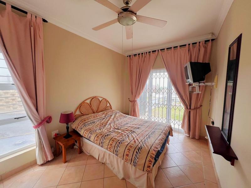 2 Bedroom Property for Sale in Margate KwaZulu-Natal