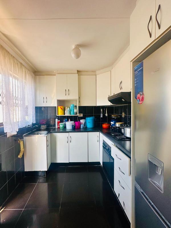 To Let 3 Bedroom Property for Rent in Newlands East KwaZulu-Natal