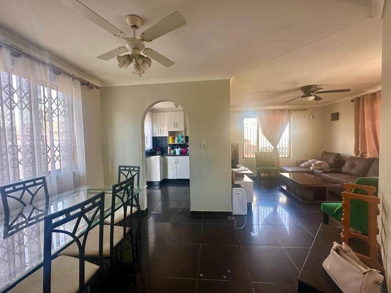 To Let 3 Bedroom Property for Rent in Newlands East KwaZulu-Natal