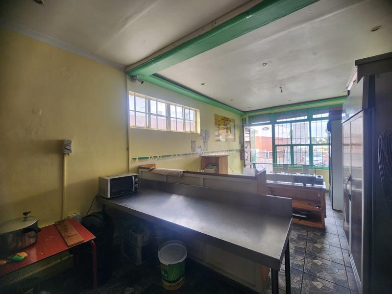 To Let commercial Property for Rent in Malvern KwaZulu-Natal