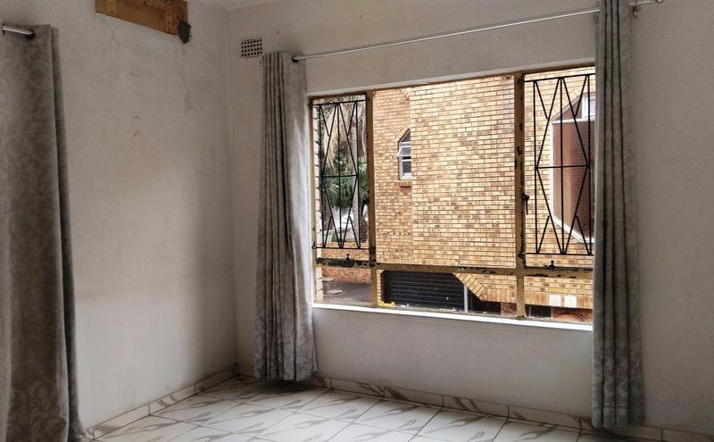 1 Bedroom Property for Sale in Overport KwaZulu-Natal