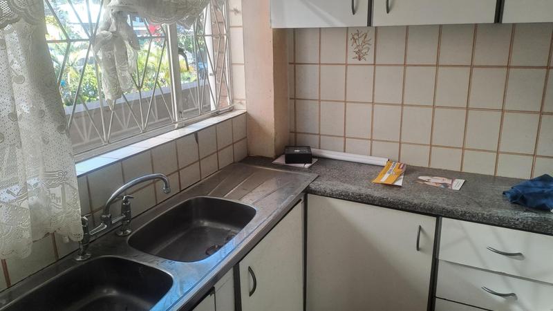 1 Bedroom Property for Sale in Overport KwaZulu-Natal
