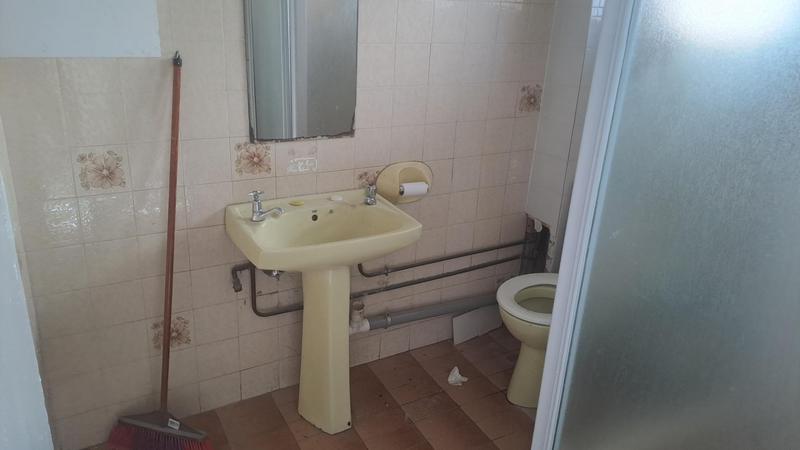 1 Bedroom Property for Sale in Overport KwaZulu-Natal