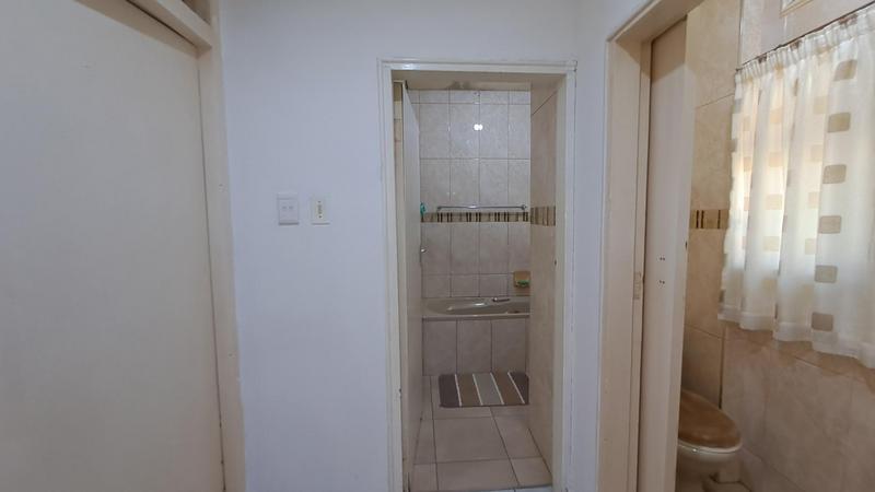 2 Bedroom Property for Sale in Bluff KwaZulu-Natal