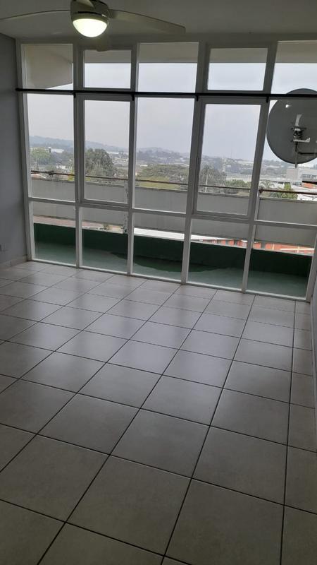1 Bedroom Property for Sale in Pinetown KwaZulu-Natal
