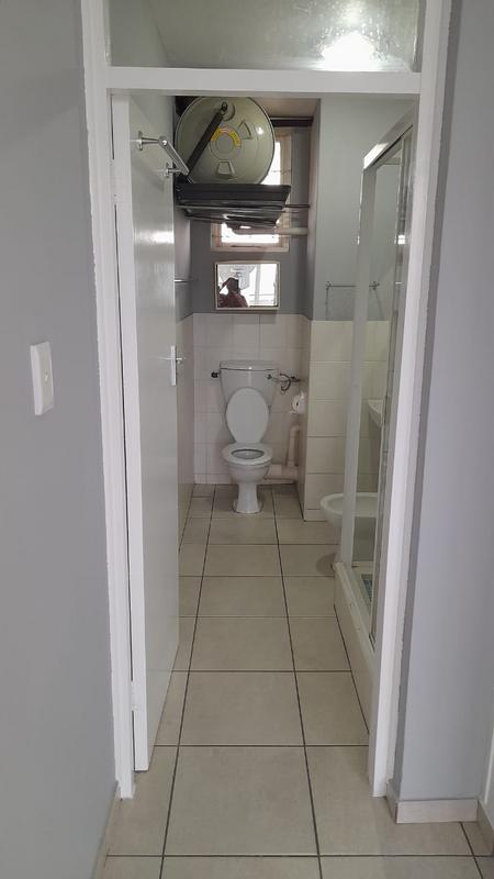 1 Bedroom Property for Sale in Pinetown KwaZulu-Natal