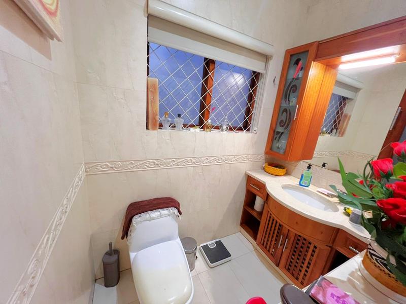 4 Bedroom Property for Sale in Manaba Beach KwaZulu-Natal