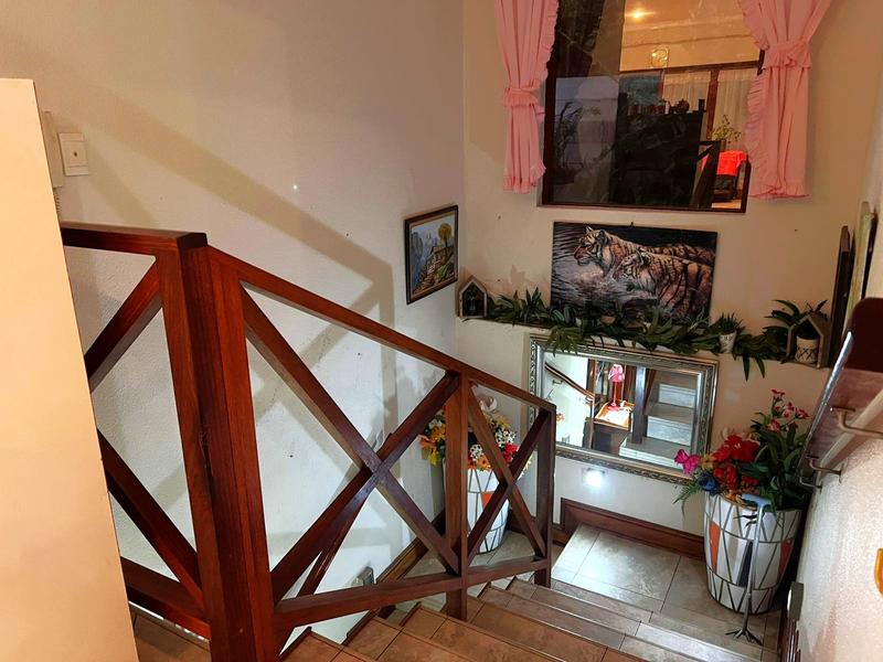 4 Bedroom Property for Sale in Manaba Beach KwaZulu-Natal