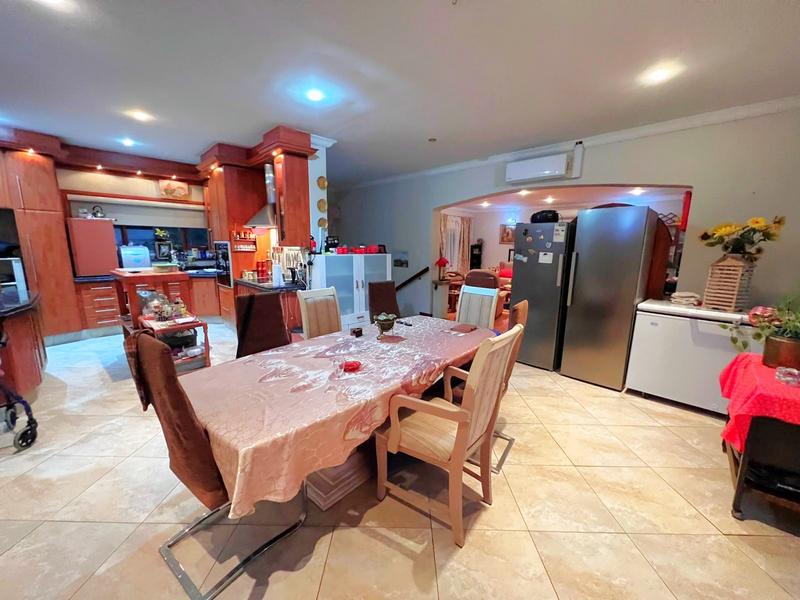 4 Bedroom Property for Sale in Manaba Beach KwaZulu-Natal