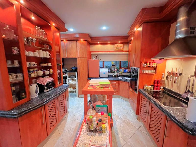 4 Bedroom Property for Sale in Manaba Beach KwaZulu-Natal