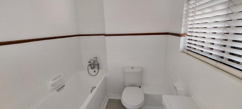 2 Bedroom Property for Sale in Amanzimtoti KwaZulu-Natal