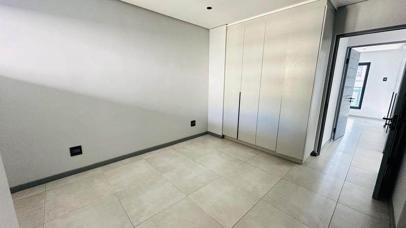 To Let 2 Bedroom Property for Rent in Umhlanga Ridge KwaZulu-Natal