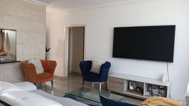 2 Bedroom Property for Sale in Pinetown KwaZulu-Natal