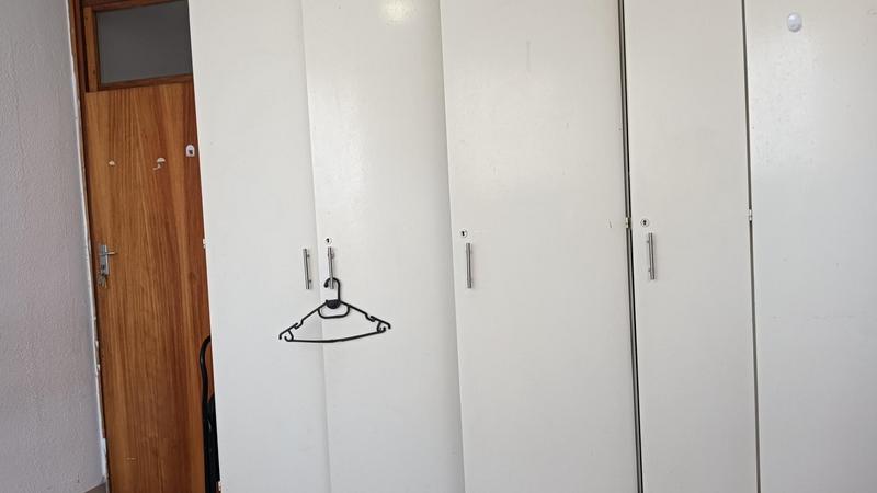 2 Bedroom Property for Sale in Pinetown KwaZulu-Natal