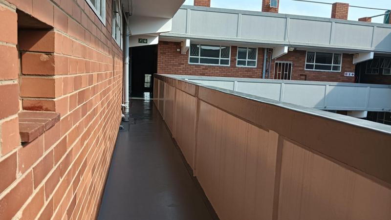 2 Bedroom Property for Sale in Pinetown KwaZulu-Natal