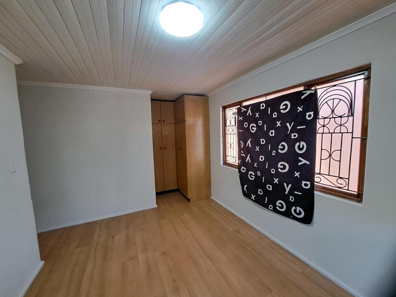 4 Bedroom Property for Sale in Caneside KwaZulu-Natal