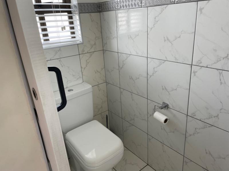 2 Bedroom Property for Sale in Umhlanga KwaZulu-Natal