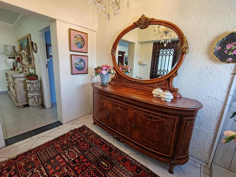 4 Bedroom Property for Sale in Uvongo Beach KwaZulu-Natal