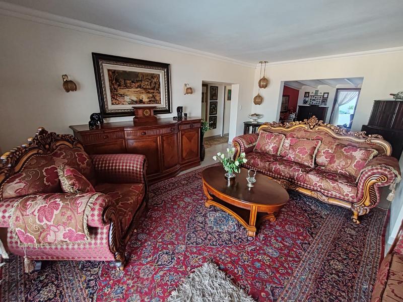 4 Bedroom Property for Sale in Uvongo Beach KwaZulu-Natal