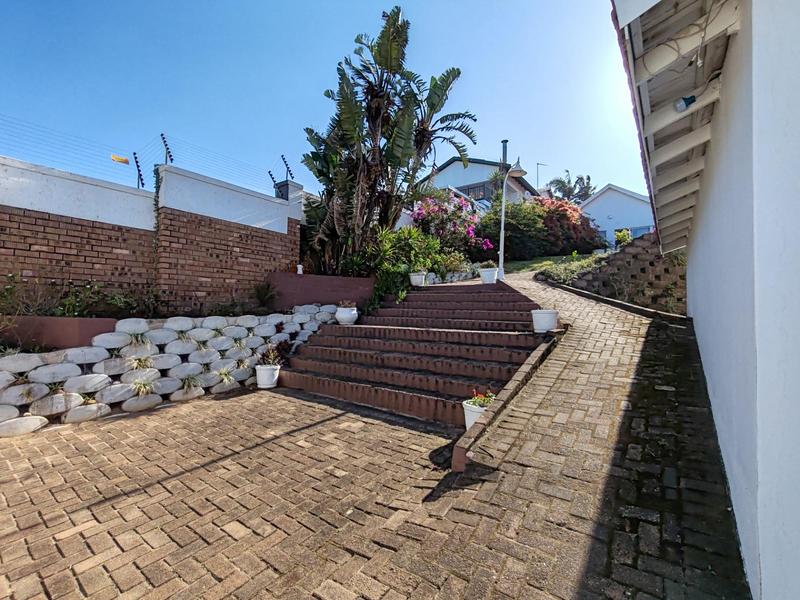 4 Bedroom Property for Sale in Uvongo Beach KwaZulu-Natal