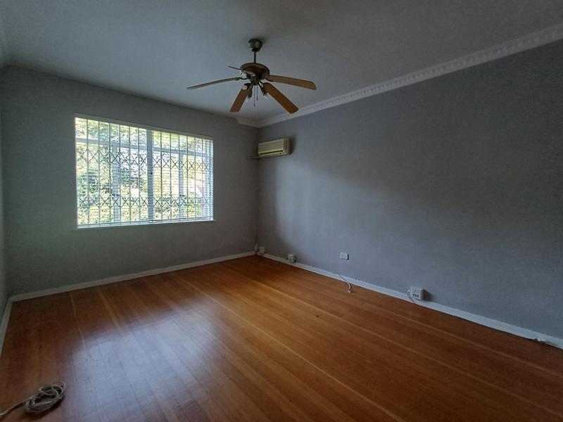To Let 2 Bedroom Property for Rent in Essenwood KwaZulu-Natal