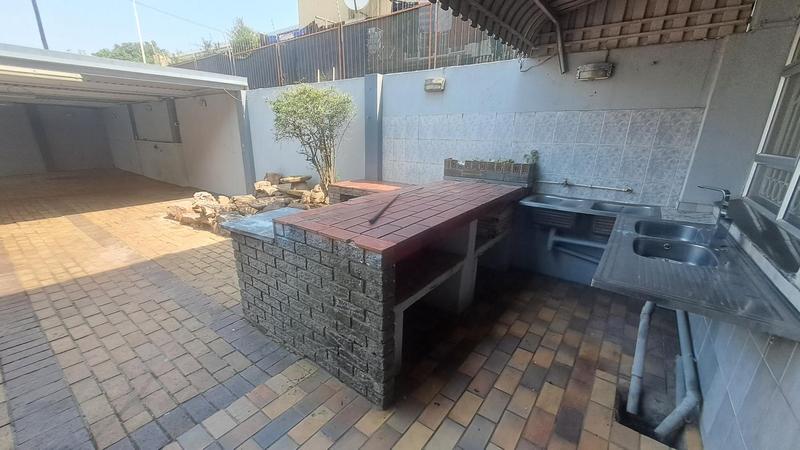 To Let 3 Bedroom Property for Rent in Reservoir Hills KwaZulu-Natal