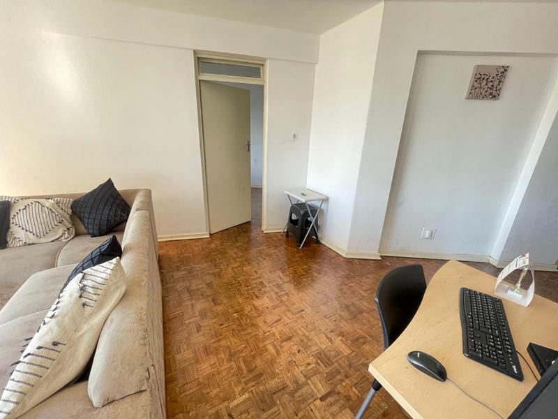 1 Bedroom Property for Sale in Victoria Embankment KwaZulu-Natal