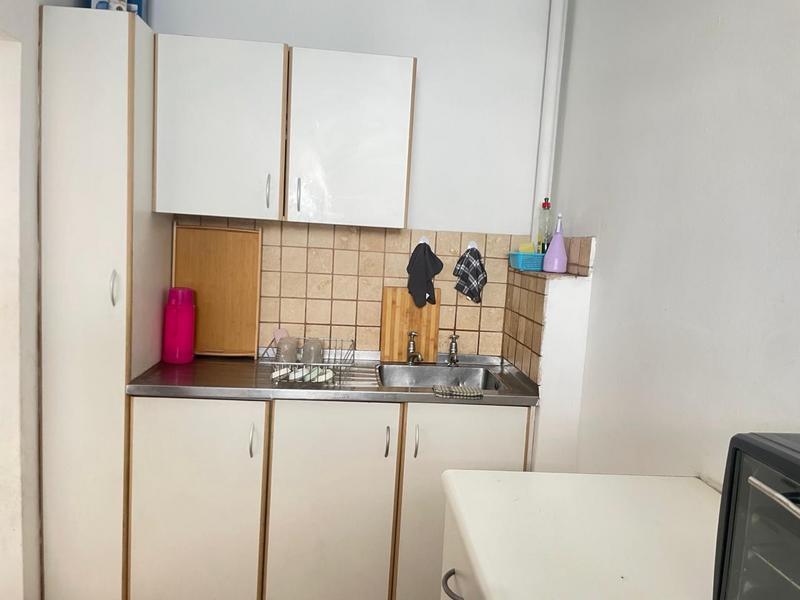 1 Bedroom Property for Sale in Victoria Embankment KwaZulu-Natal