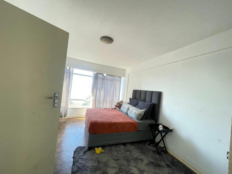 1 Bedroom Property for Sale in Victoria Embankment KwaZulu-Natal
